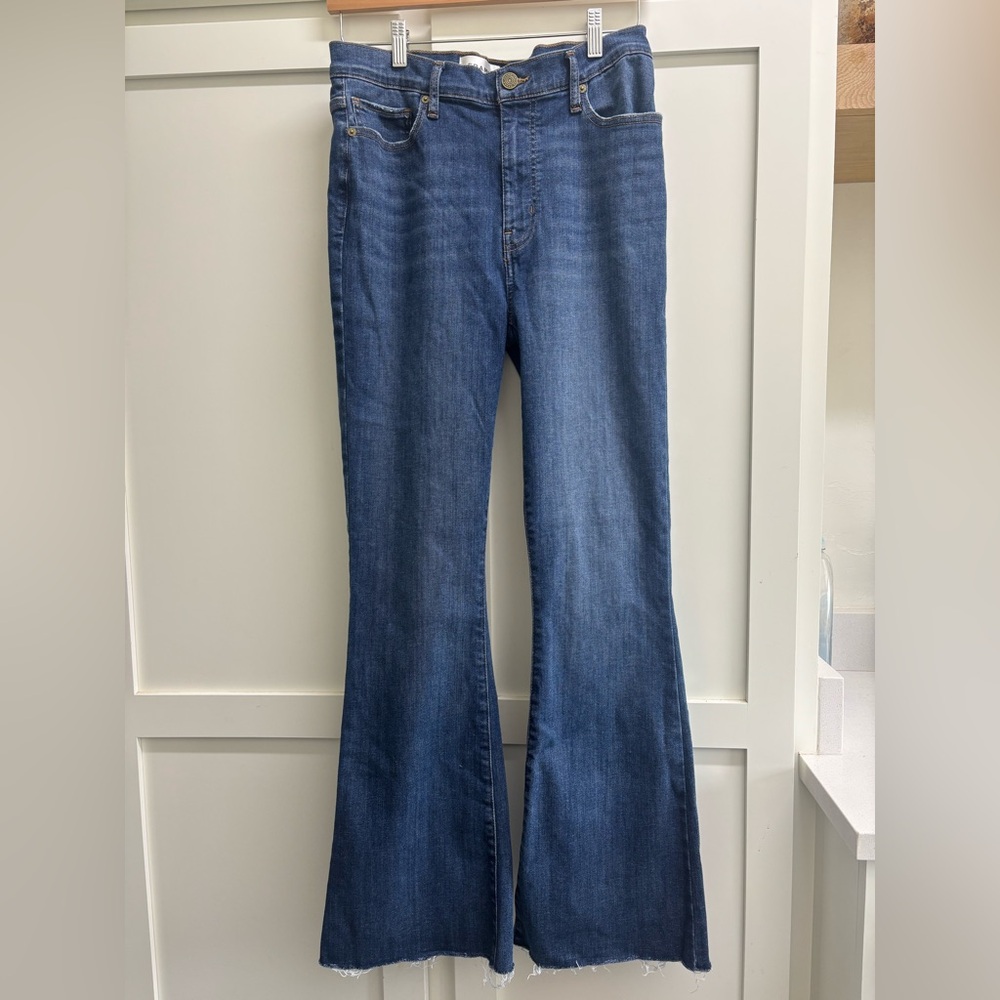 Frame Le Easy High Waist Raw Hem flare Jeans women’s size 30 Aspire Raw After - Picture 2 of 7